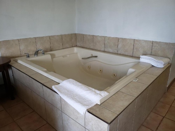 Niagara Falls Courtside Inn image 13