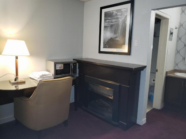 Niagara Falls Courtside Inn image 17
