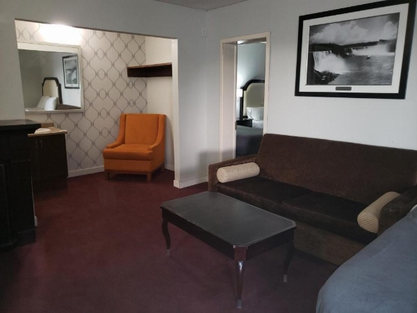 Niagara Falls Courtside Inn image 21