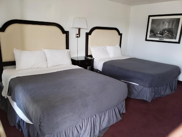 Niagara Falls Courtside Inn image 32