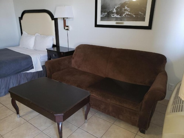 Niagara Falls Courtside Inn image 41