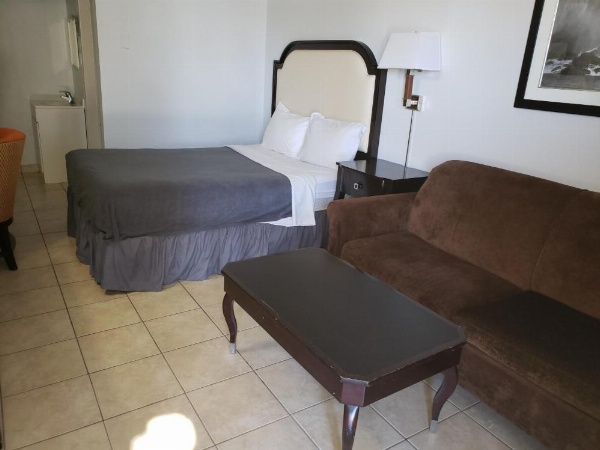 Niagara Falls Courtside Inn image 42