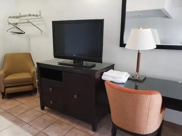 Niagara Falls Courtside Inn 6