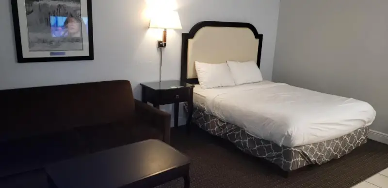 Queen Room